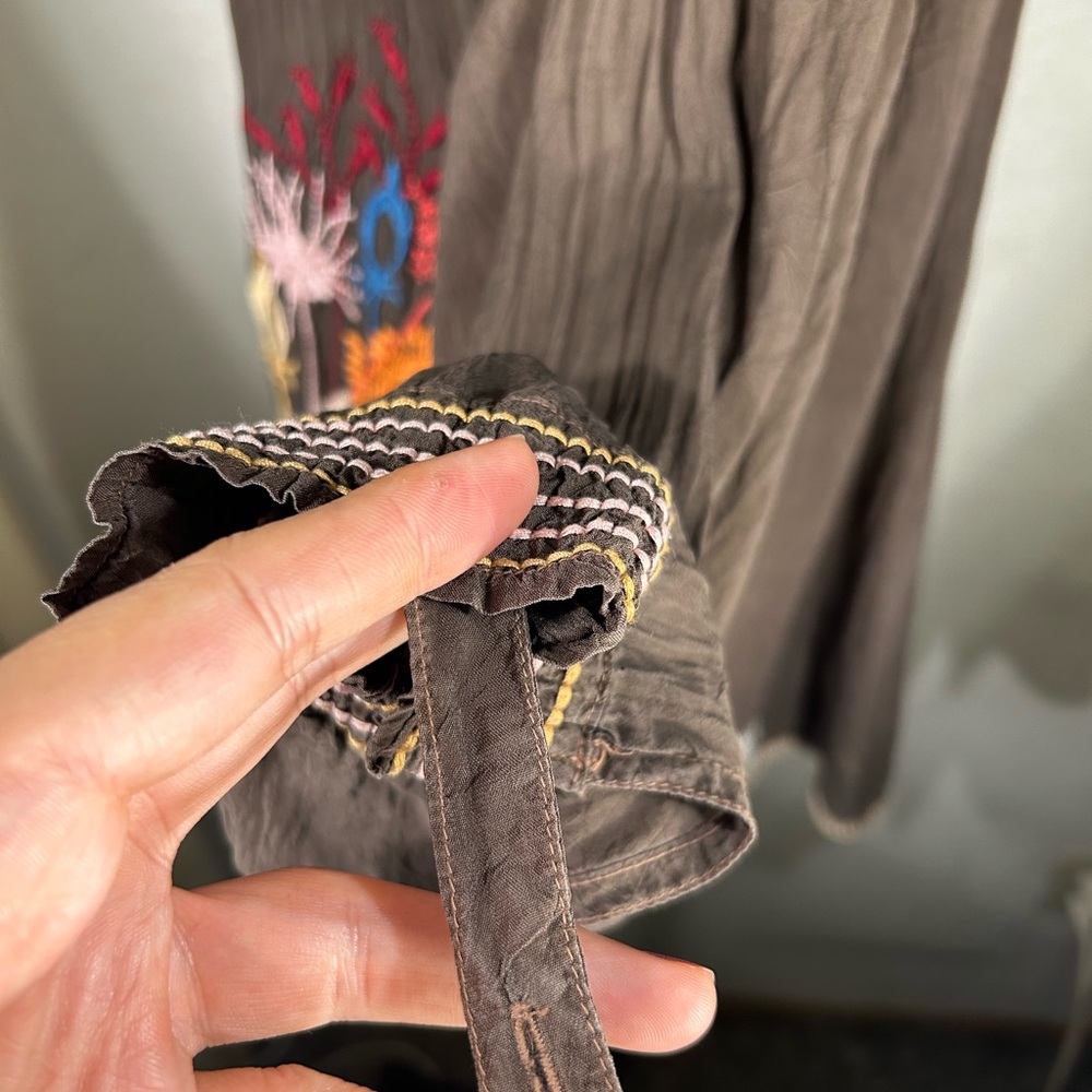 Johnny Was Audrey Oversized Cowgirl Button Up in Dusty Mocha Japanese Rayon NWT - Picture 11 of 13